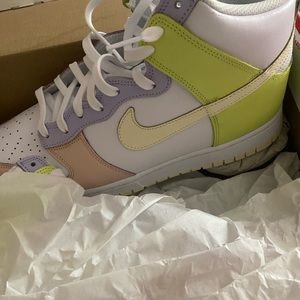 Nike Multicolor Dunk High